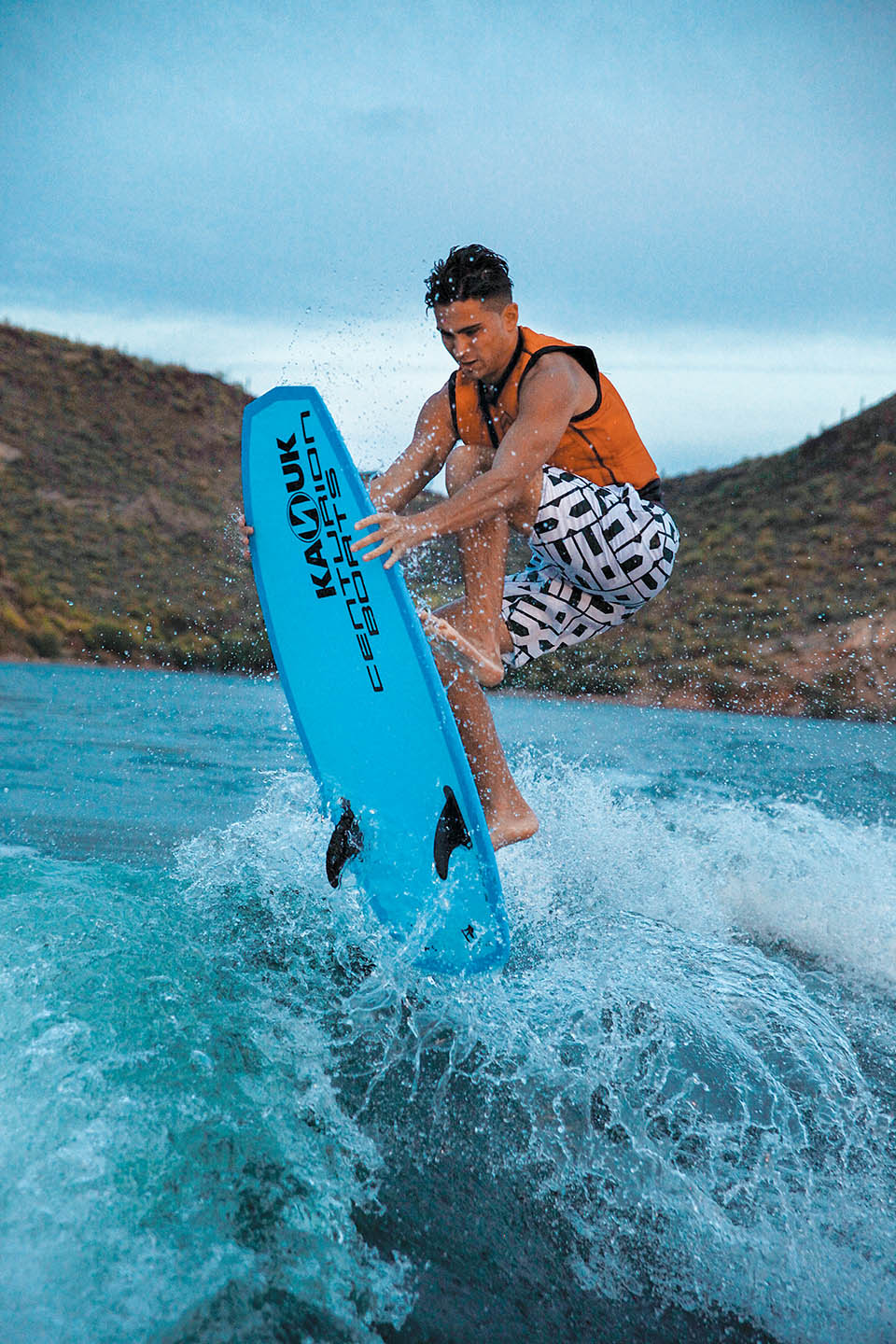 HOW TO LAND YOUR FIRST 360  Wakesurf Tutorial By Connor Burns Pro